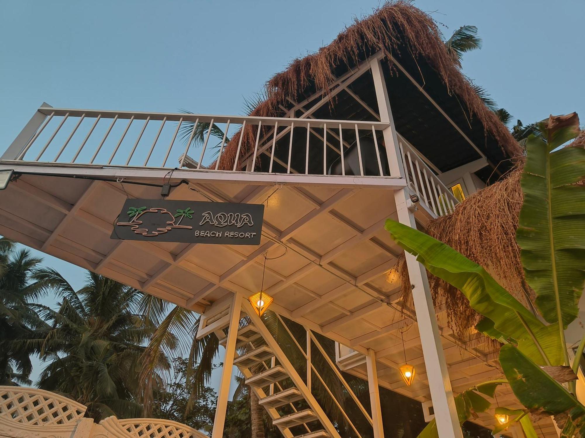 Aqua Beach Stays Ashwem Mandrem Exterior photo
